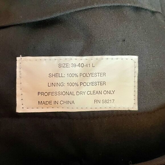 BLACK ONE BUTTON TUXEDO BY MIDTOWN MAN DIZE 46L EUC - Picture 12 of 12